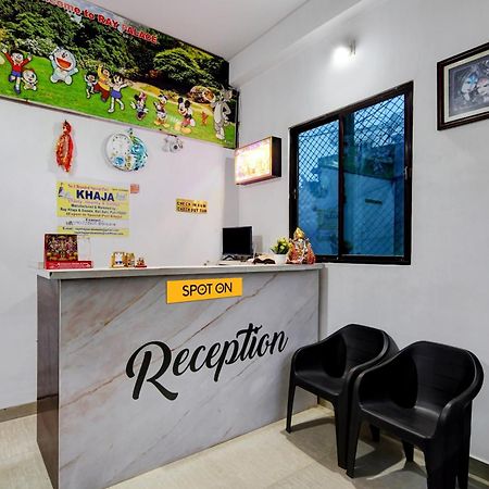 Spot On Ray Palace Puri Exterior foto