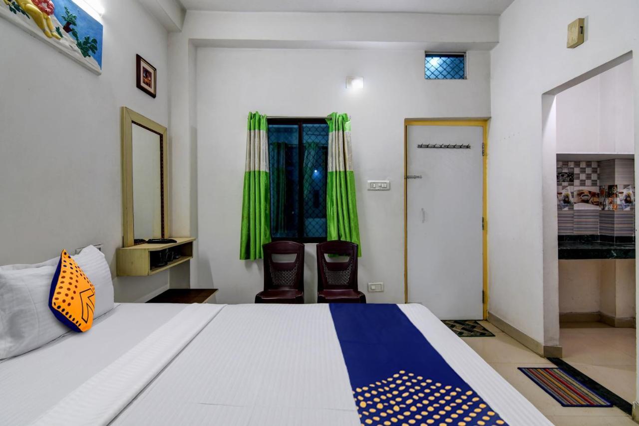 Spot On Ray Palace Puri Exterior foto