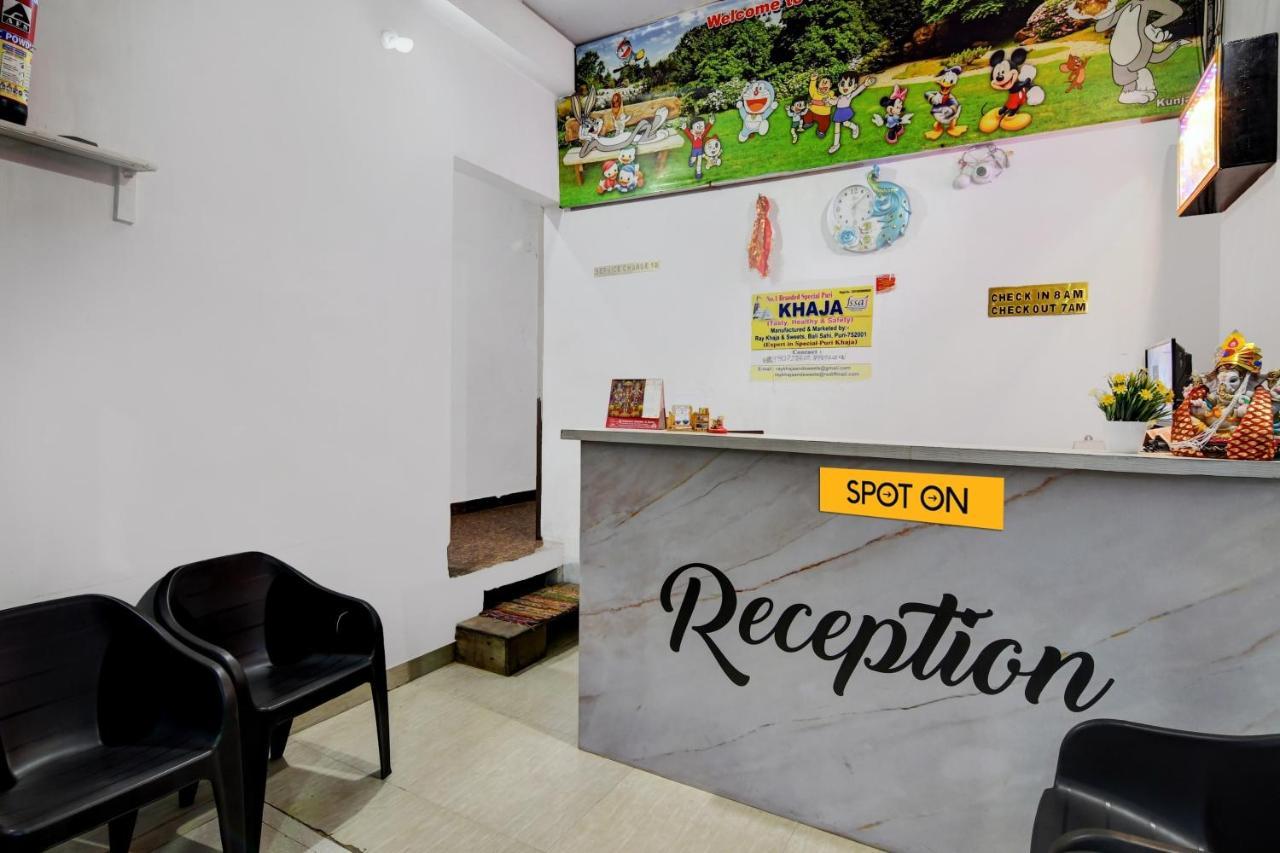 Spot On Ray Palace Puri Exterior foto