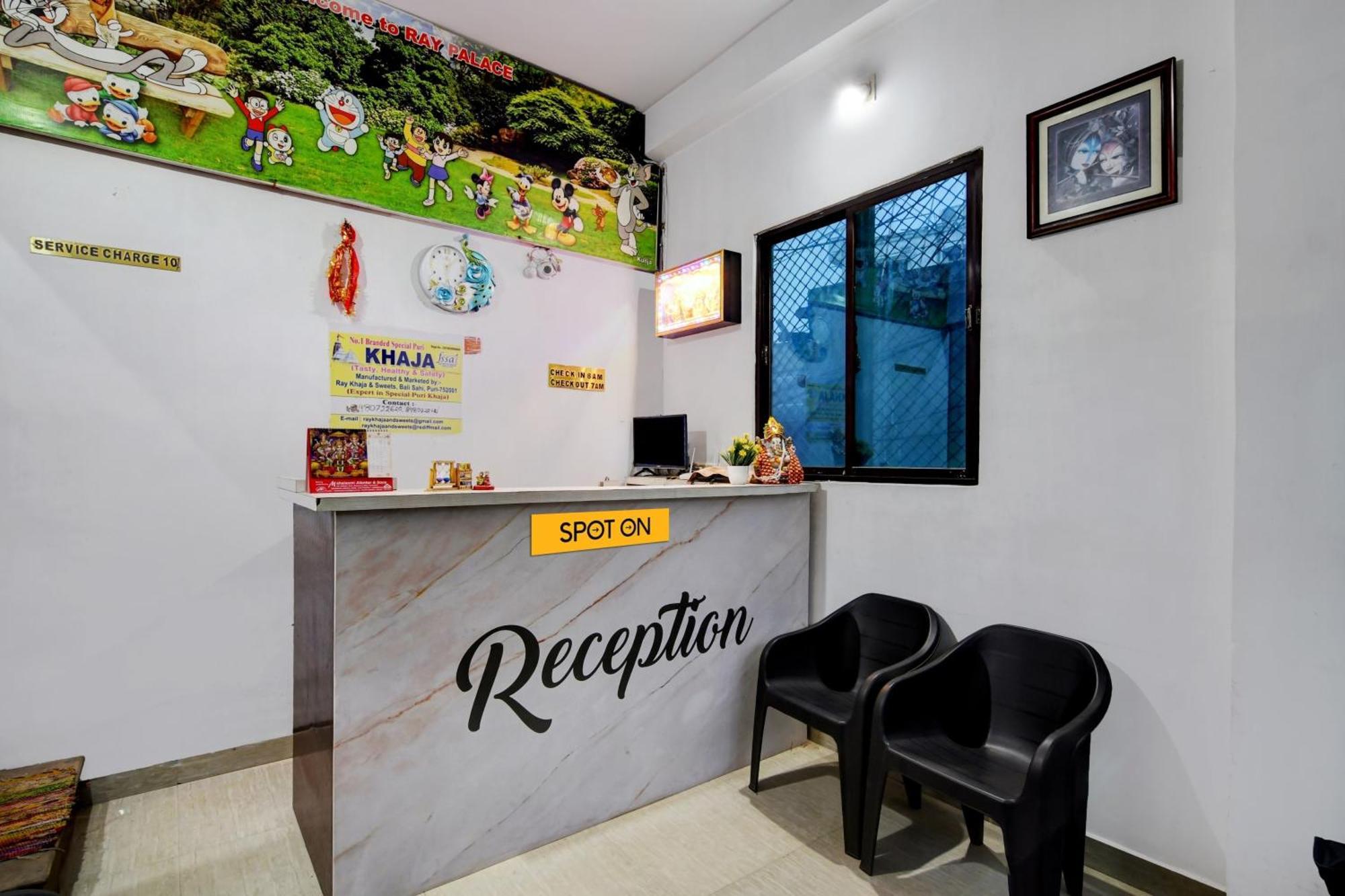 Spot On Ray Palace Puri Exterior foto